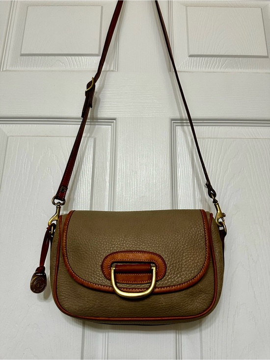 Dooney & Bourke Handbags - Vintage Donney & Bourke Leather Crossbody Saddle Bag
